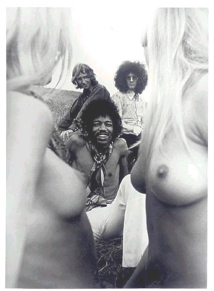 Jimi Hendrix Nude 21